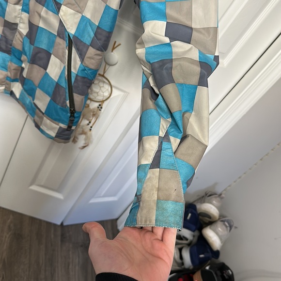 Burton coat - Picture 7 of 7